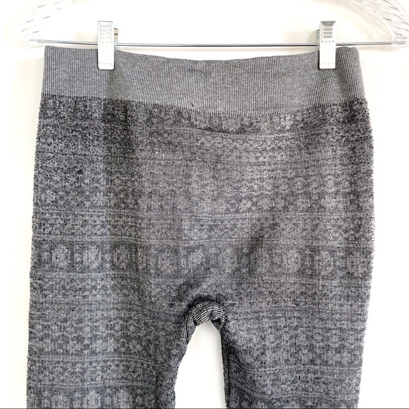 ⚙️ SHOSHO GREY HIGH WAIST WINTER PRINT LEGGINGS! - Picture 6 of 12